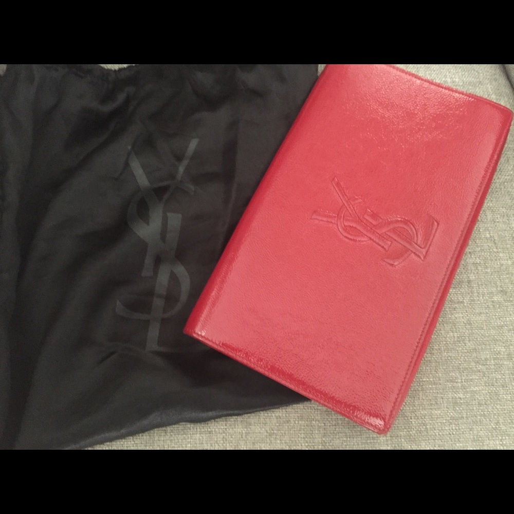 YSL Patent Clutch